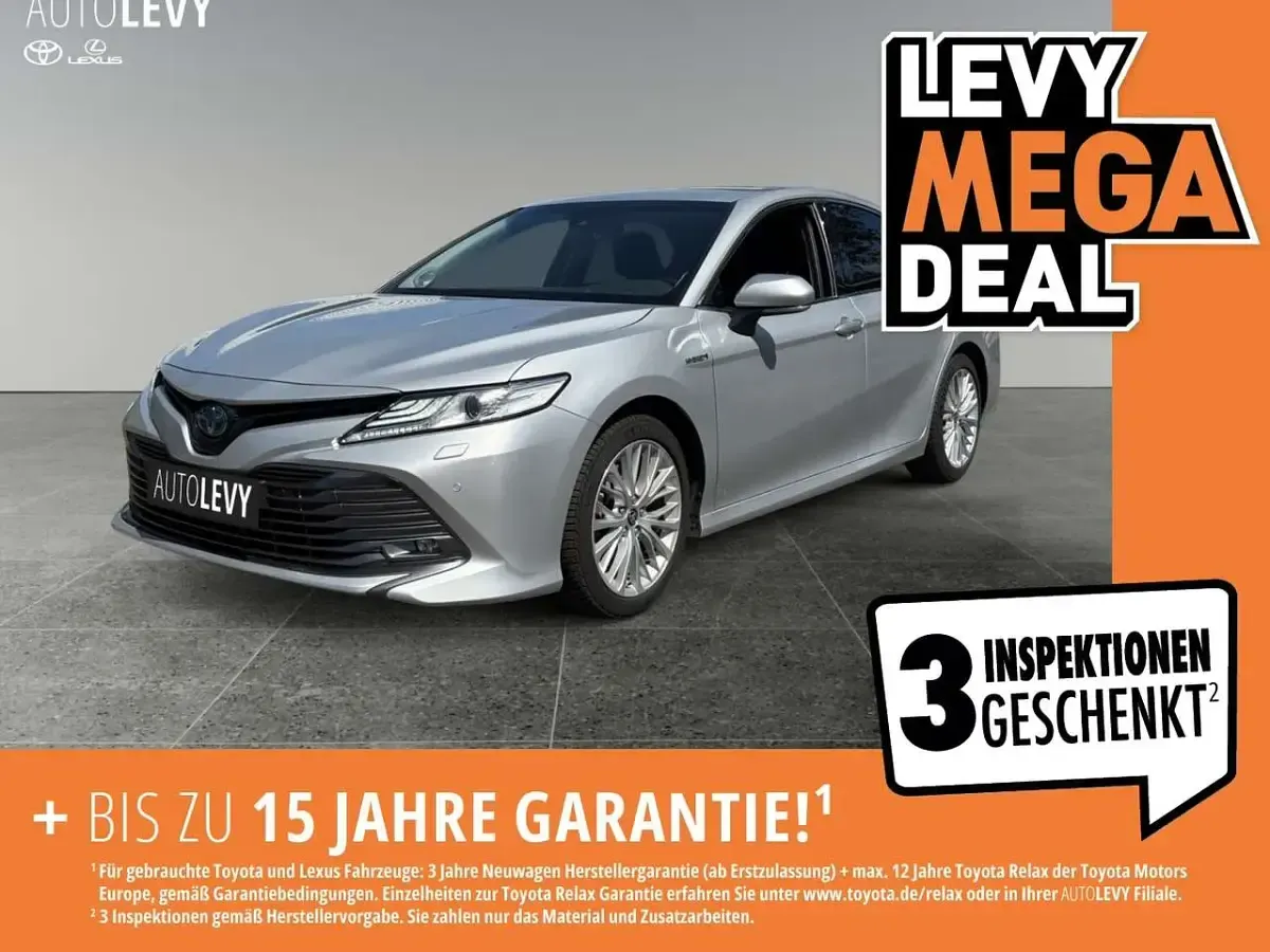 Gebraucht Toyota Camry Luxury 218 PS (160 kW) 2020 Limousine