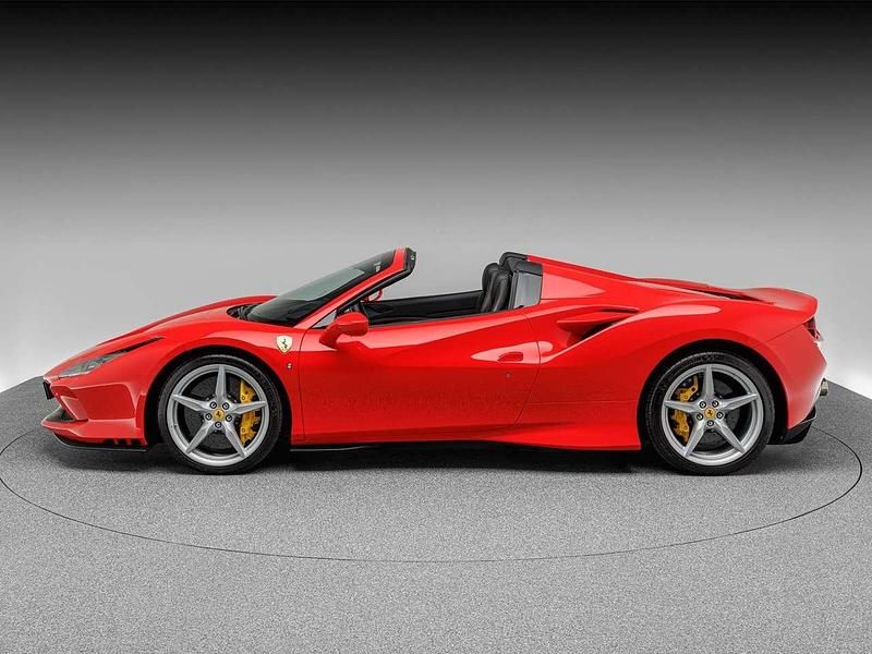 Gebraucht Ferrari F8 721 PS (530 kW) 2022 Rosso scuderia Cabrio