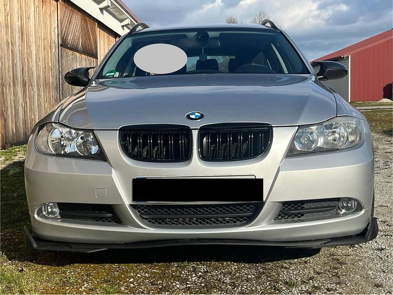 Gebraucht BMW 320 163 PS (119 kW) 2008 Silber Kombi