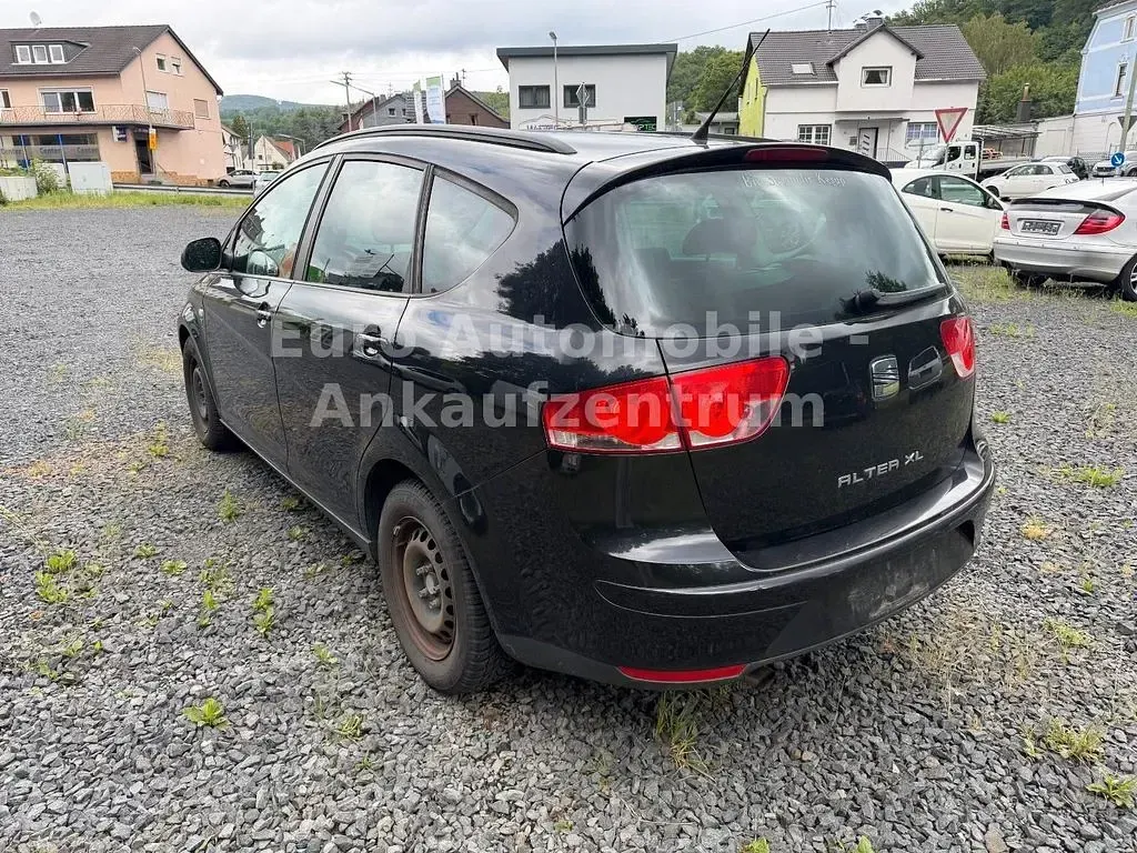 Gebraucht Seat Altea Ecomotive 105 PS (77 kW) 2011 Schwarz SUV
