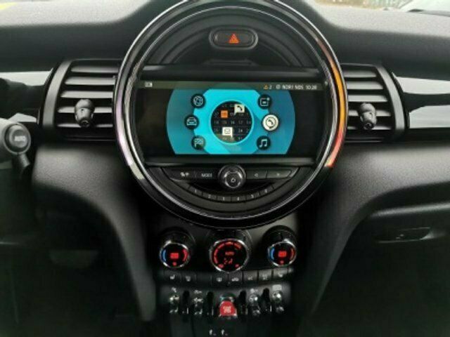 Gebraucht Mini Cooper Cabriolet Chili 136 PS (100 kW) 2019 Silber metallic Cabrio