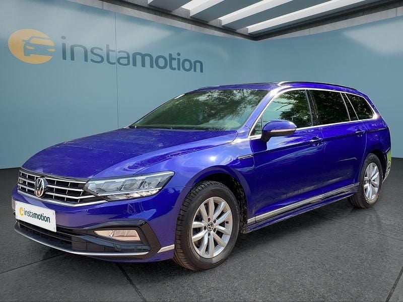 Blau Gebraucht 2022 VW Passat Kombi | 24.049 € (Fairer Preis) - Bild 1/4