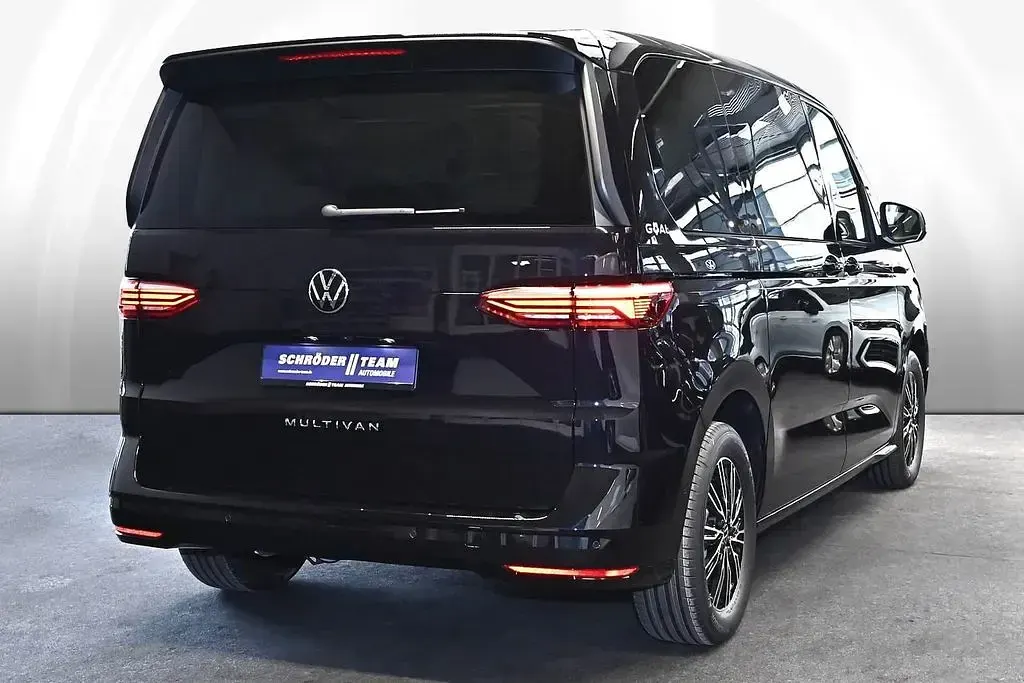 Neu VW Multivan Goal 150 PS (110 kW) 2026 Deep black perleffekt Van / Kleinbus