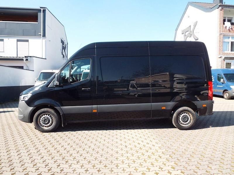 Gebraucht Mercedes Sprinter 150 PS (110 kW) 2022 Schwarz Van