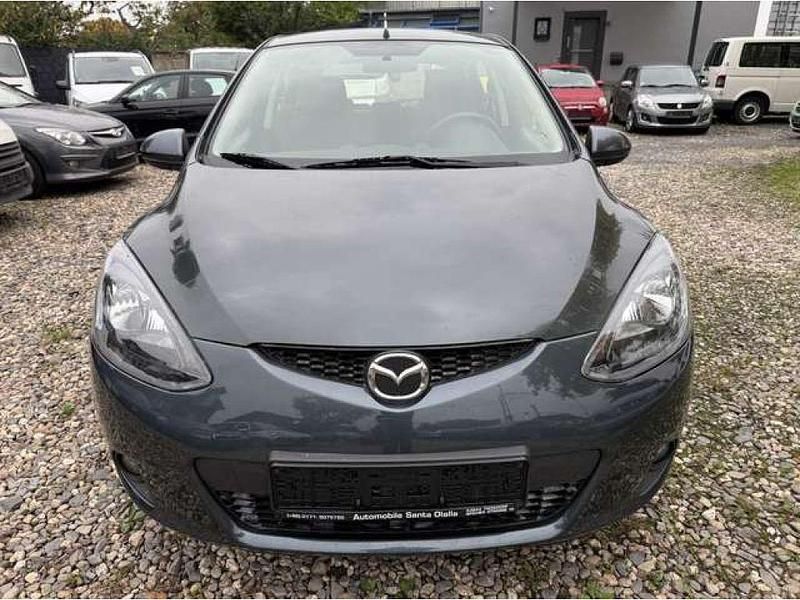 Gebraucht Mazda 2 Center-Line 95 PS (69 kW) 2012 Metropolitan grey Kleinwagen