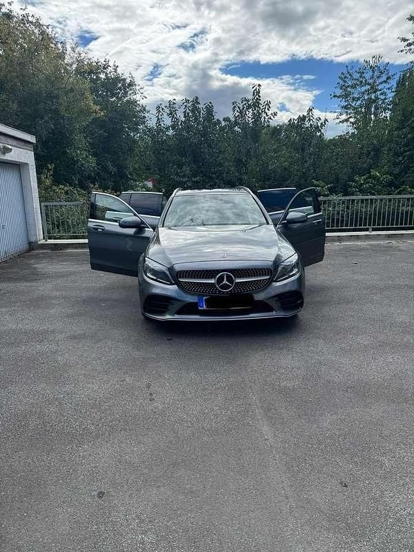 Gebraucht 2019 Mercedes C300 AMG line Kombi | 27.000 € (Guter Preis) - Bild 1/4