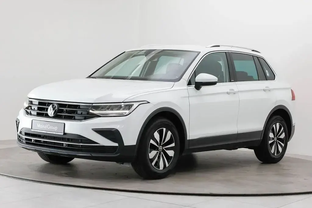 Gebraucht VW Tiguan Move 150 PS (110 kW) 2023 Weiß SUV