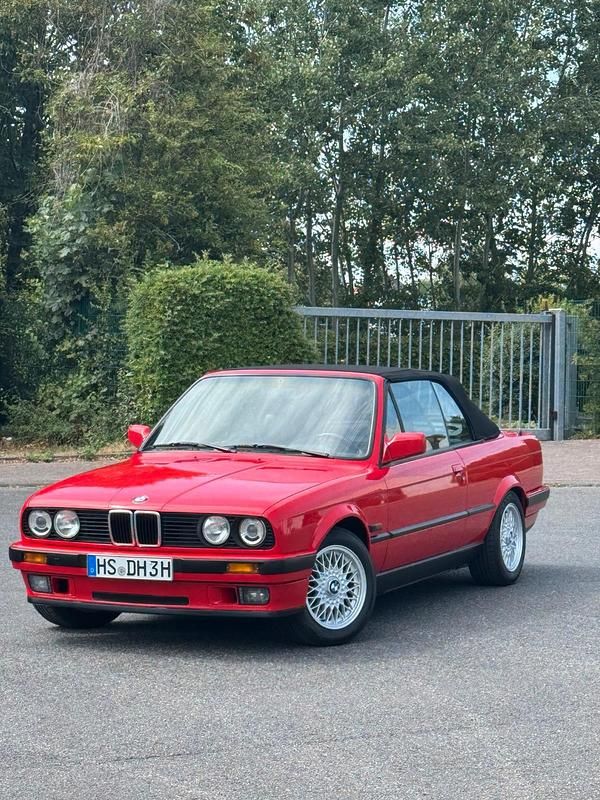 Rot Gebraucht 1990 BMW 320 Cabriolet Cabrio | 21.650 € - Bild 1/4