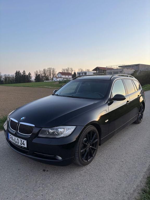 Usata BMW 330 231 CV (169 kW) 2006 Nero Station wagon