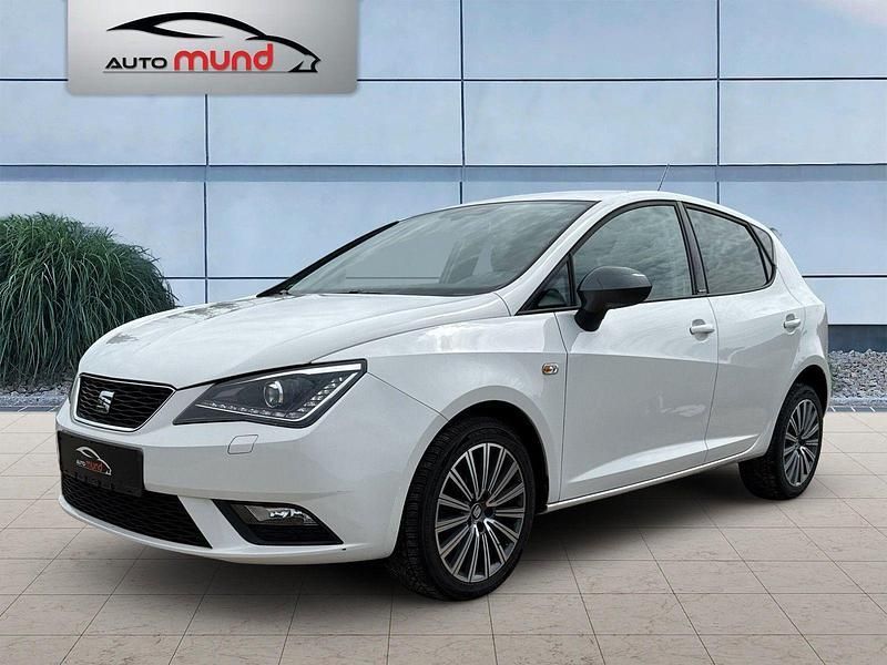 Weiß Gebraucht 2016 Seat Ibiza CONNECT Kleinwagen | 8.690 € (Fairer Preis) - Bild 1/4