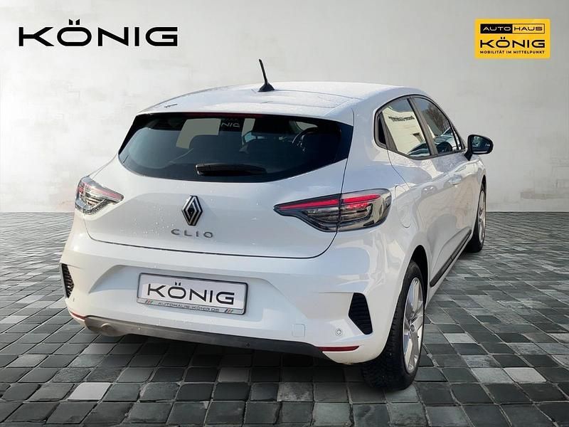 Gebraucht Renault Clio V Evolution 91 PS (66 kW) 2024 Weiß Limousine