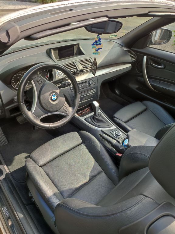 Gold Gebraucht 2009 BMW 118 Cabriolet Sport Line Cabrio | 10.500 € (Teuer) - Bild 1/4