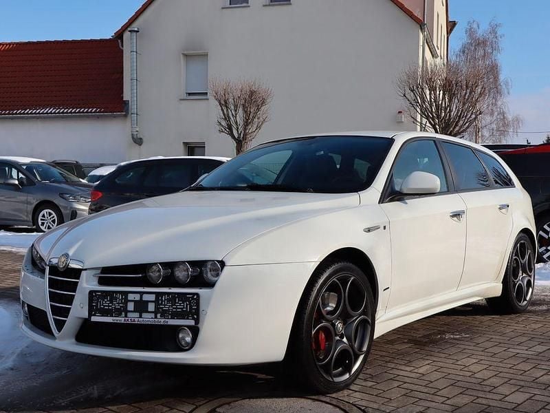 Gebraucht Alfa Romeo 159 Turismo 209 PS (153 kW) 2010 Weiß Kombi