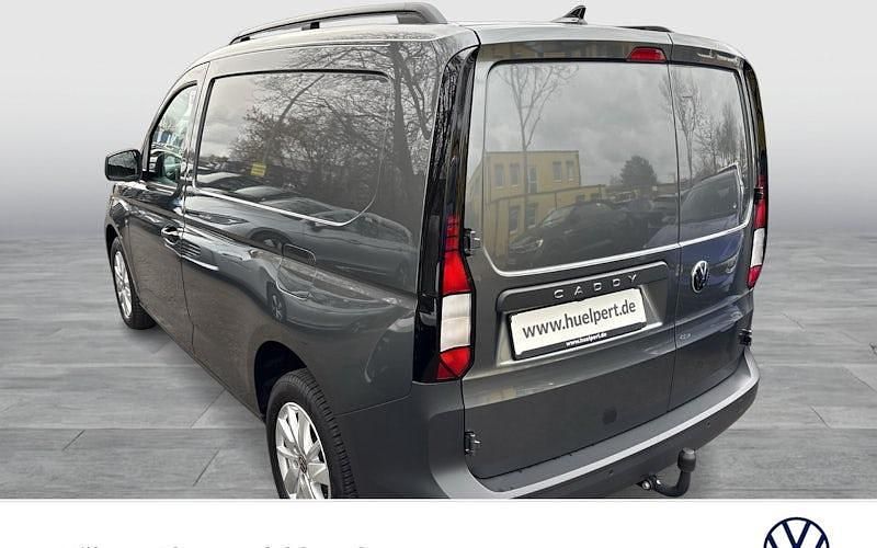 Gebraucht VW Caddy 102 PS (75 kW) 2022 Indiumgrau metallic Van / Kleinbus