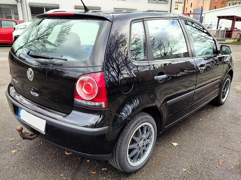 Gebraucht VW Polo Comfortline 60 PS (44 kW) 2008 Schwarz Limousine