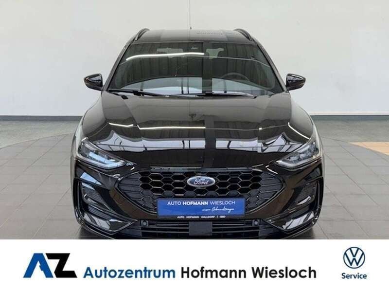 Obsidianschwarz metallic Gebraucht 2024 Ford Focus ST-Line X Kombi | 22.990 € (Guter Preis) - Bild 1/4