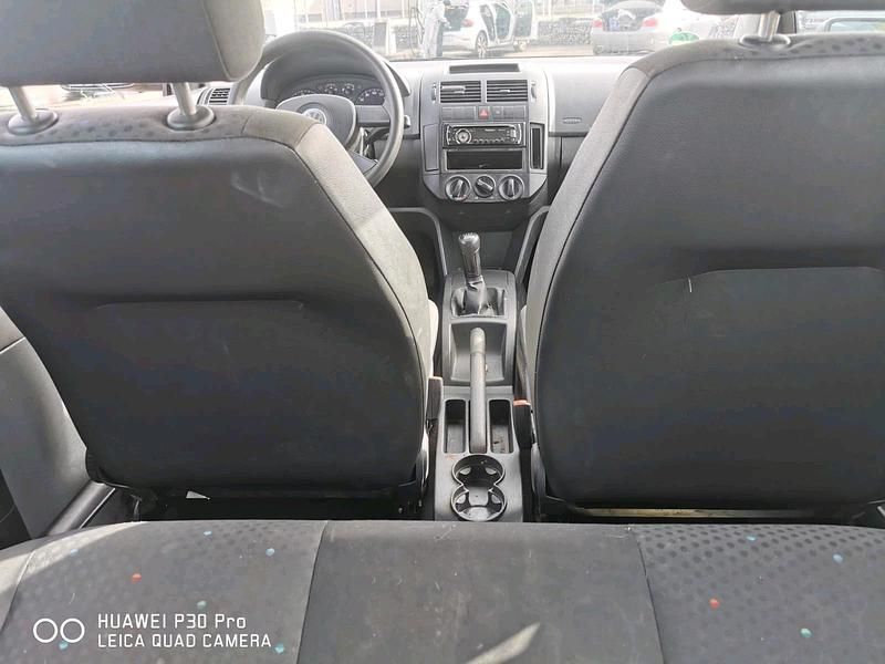 Gebraucht VW Polo 54 PS (39 kW) 2003 Schwarz Kleinwagen