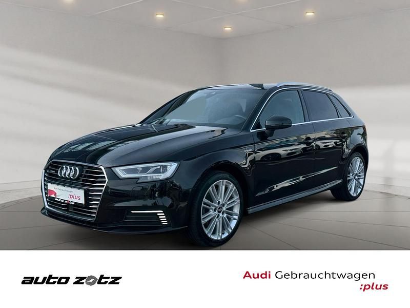 Schwarz Gebraucht 2017 Audi A3 Sportback e-tron Sport Kleinwagen | 18.490 € (Teuer) - Bild 1/4