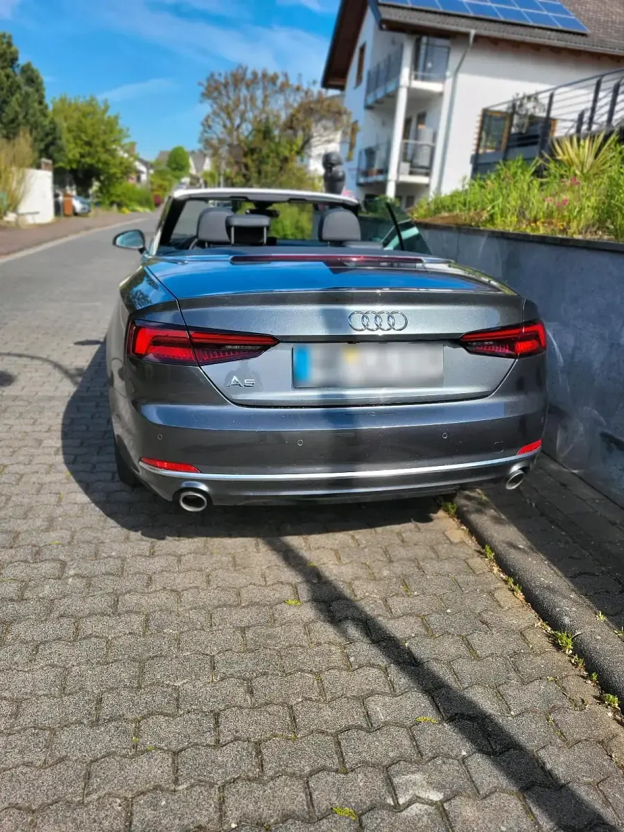 Gebraucht Audi A5 Cabriolet 190 PS (139 kW) 2019 Grau Cabrio