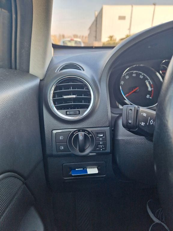 Gebraucht Opel Antara Design Edition 167 PS (122 kW) 2012 Schwarz SUV