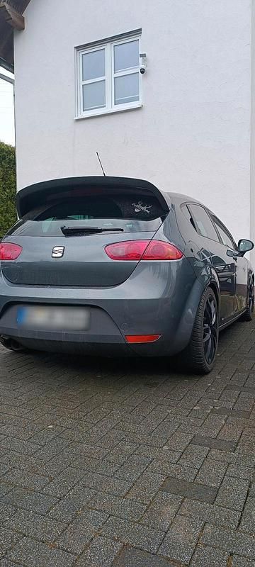 Gebraucht Seat Leon FR 211 PS (155 kW) 2009 Grau Kleinwagen