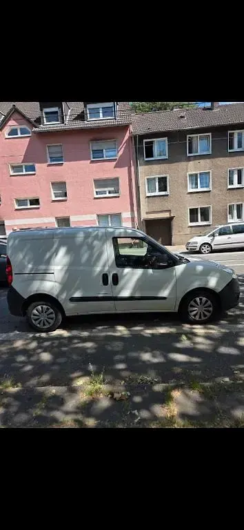 Gebraucht Opel Combo 90 PS (66 kW) 2014 Weiß Van / Kleinbus