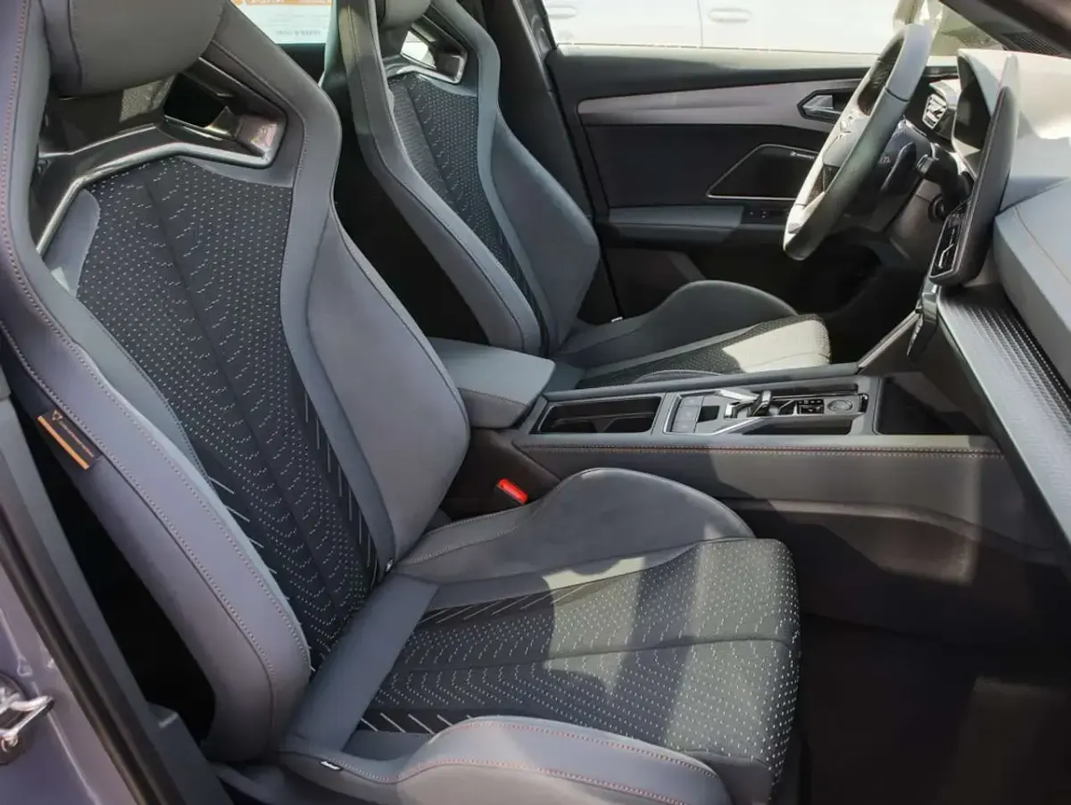 Neu Cupra Formentor VZ 333 PS (244 kW) 2026 Graphene grau SUV