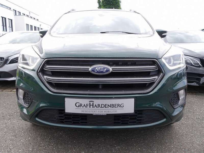 Gebraucht Ford Kuga ST-Line 179 PS (131 kW) 2017 Grün SUV
