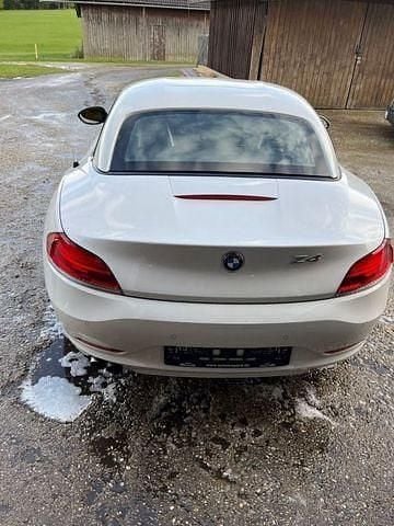 Second-hand BMW Z4 Performance 184 CP (135 kW) 2012 Alb Cabrio