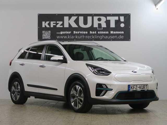 Weiß Gebraucht 2020 Kia e-Niro 2 SUV | 19.450 € (Guter Preis) - Bild 1/4