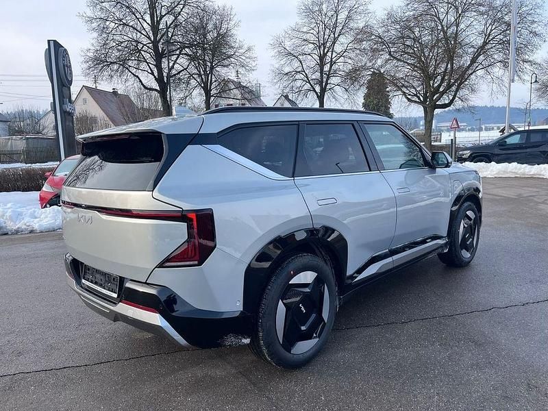 Neu Kia EV5 160 kW (218 PS) 2026 Silber SUV