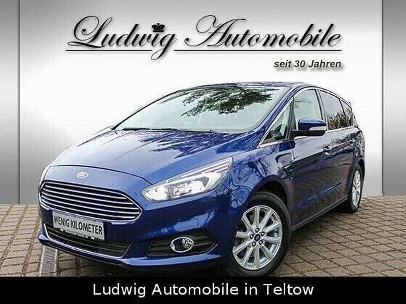 Indicblau metallic Gebraucht 2017 Ford S-MAX Titanium Van / Kleinbus | 19.999 € (Fairer Preis) - Bild 1/4