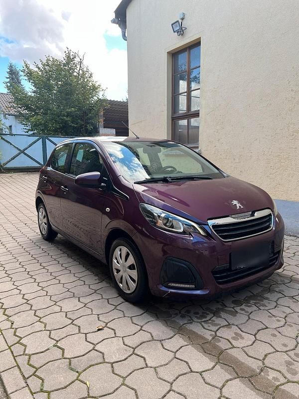 Gebraucht Peugeot 108 70 PS (51 kW) 2014 Violet Kleinwagen