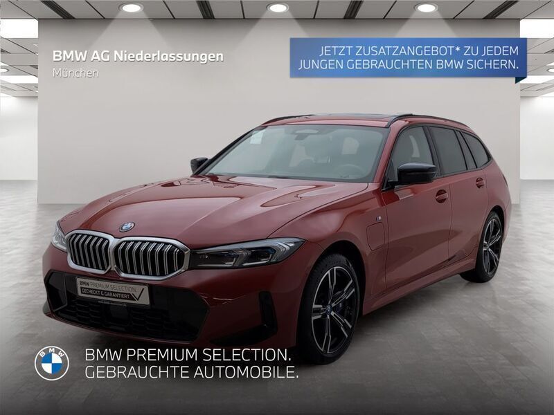 Rot Gebraucht 2024 BMW 330e M Sport Kombi | 42.807 € (Superpreis) - Bild 1/2