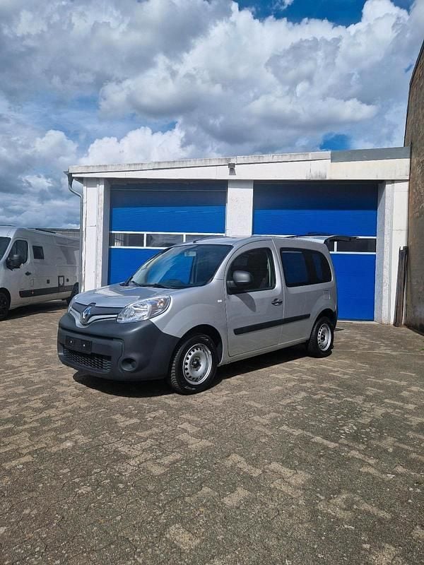 Gebraucht Renault Kangoo 90 PS (66 kW) 2018 Silber Van / Kleinbus