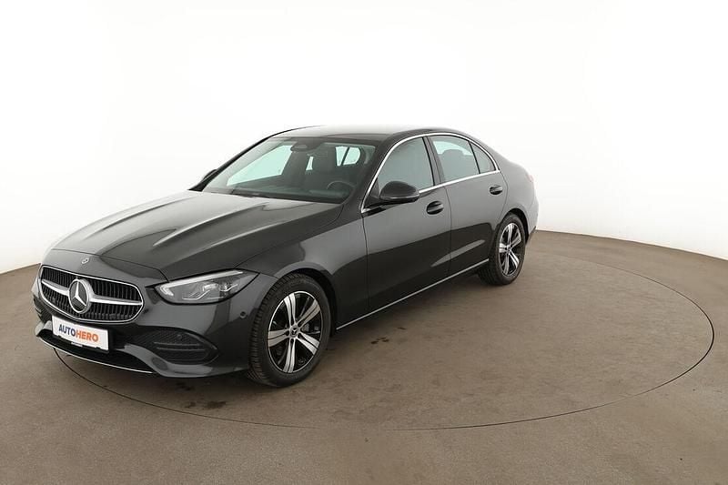 Second-hand Mercedes C180 Avantgarde 2022 Gri Berlinǎ