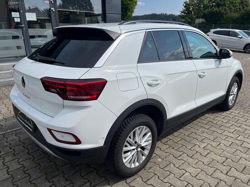 Gebraucht VW T-Roc Life 116 PS (85 kW) 2025 Weiß SUV