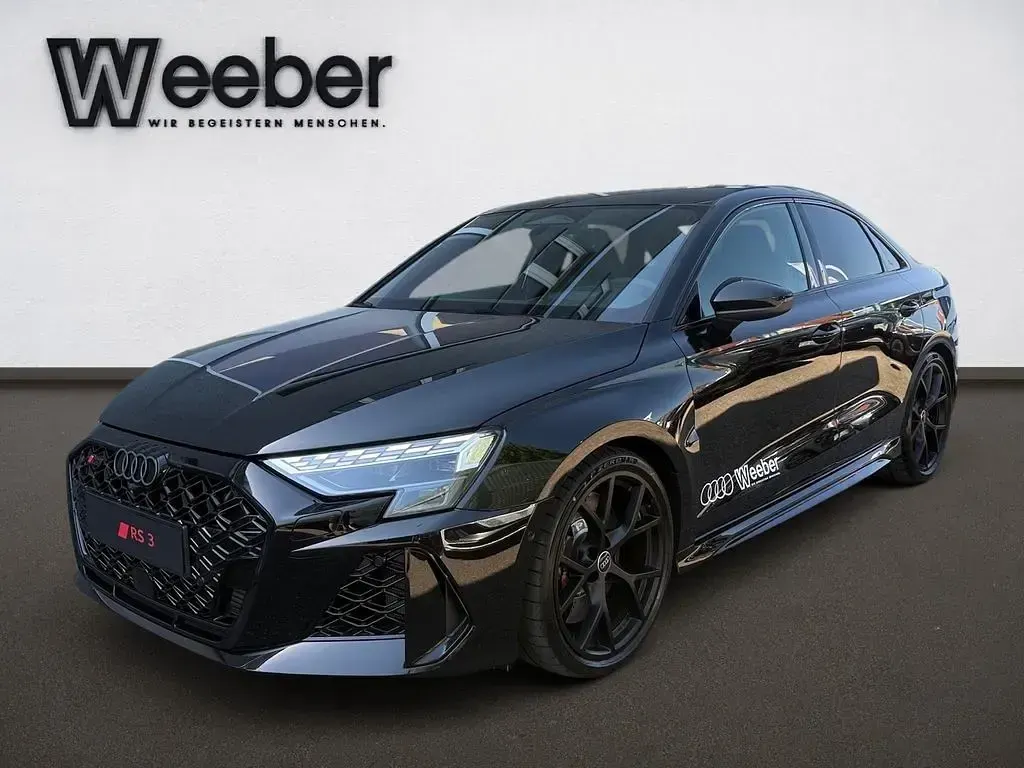 Gebraucht Audi RS3 Comfort 400 PS (294 kW) 2026 Mythosschwarz metallic Limousine