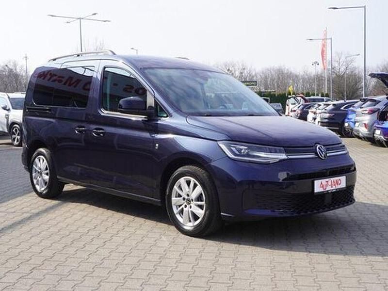 Gebraucht VW Caddy Life 122 PS (89 kW) 2023 Blau Van / Kleinbus