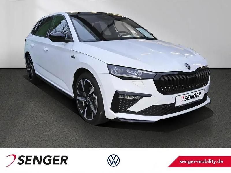 Weiß Gebraucht 2025 Skoda Scala Monte Carlo Kleinwagen | 34.990 € (Teuer) - Bild 1/1
