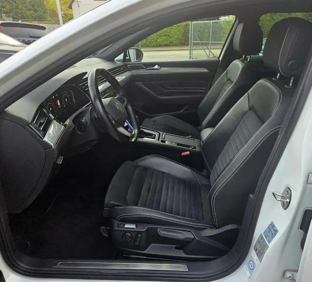 Używany VW Passat GTE 218 KM (160 kW) 2020 Biały Kombi