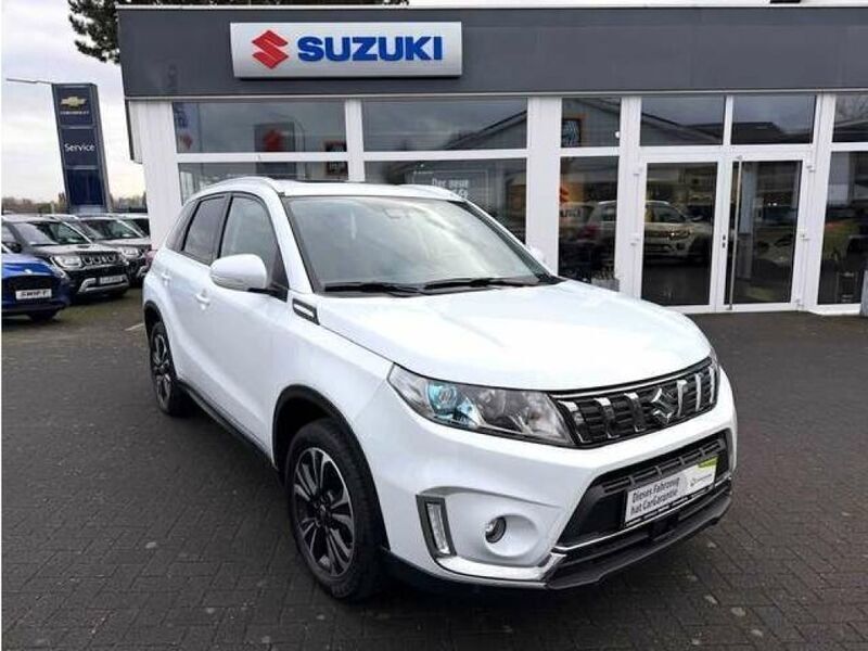 Cool white pearl metallic Gebraucht 2019 Suzuki Vitara Comfort+ SUV | 17.900 € (Fairer Preis) - Bild 1/4