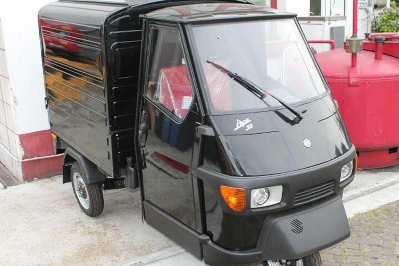 Neu Piaggio APE 2025 Schwarz SUV