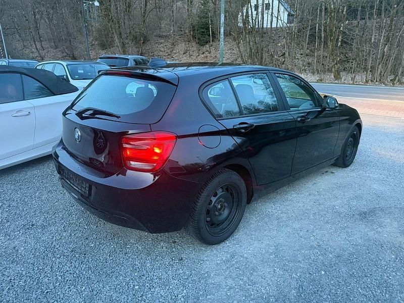 Gebraucht BMW 116 Advantage 116 PS (85 kW) 2013 Schwarz Kleinwagen