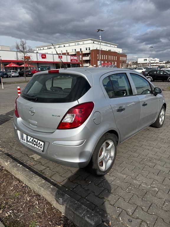Gebraucht Opel Corsa Edition 75 PS (55 kW) 2009 Silber Kleinwagen