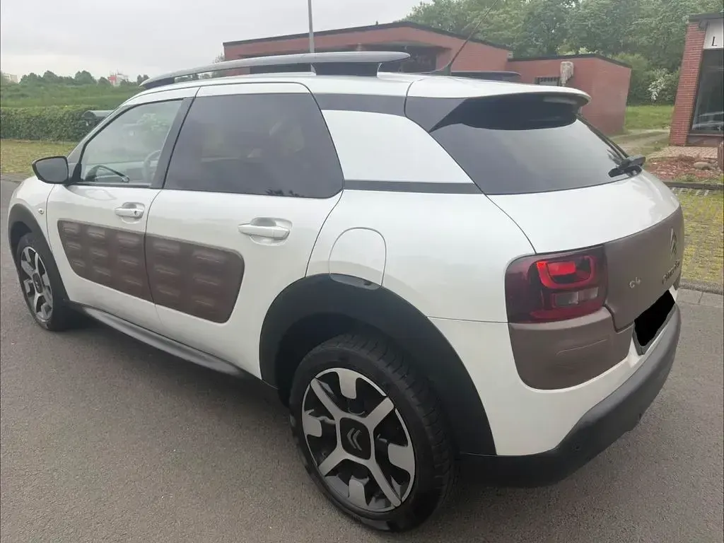 Gebraucht Citroën C4 82 PS (60 kW) 2015 Weiß Limousine