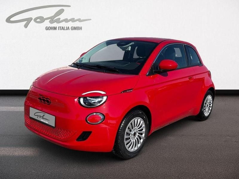 Gebraucht Fiat 500e Red 69 kW (95 PS) 2022 Rot Limousine