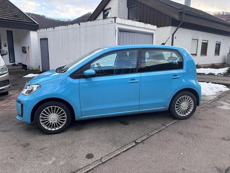 Second-hand VW e-up! 44 kW (61 CP) 2021 Albastru Hatchback