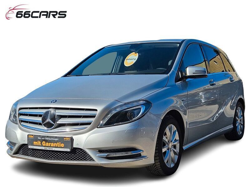Silber Gebraucht 2012 Mercedes B200 Van / Kleinbus | 11.480 € (Fairer Preis) - Bild 1/4