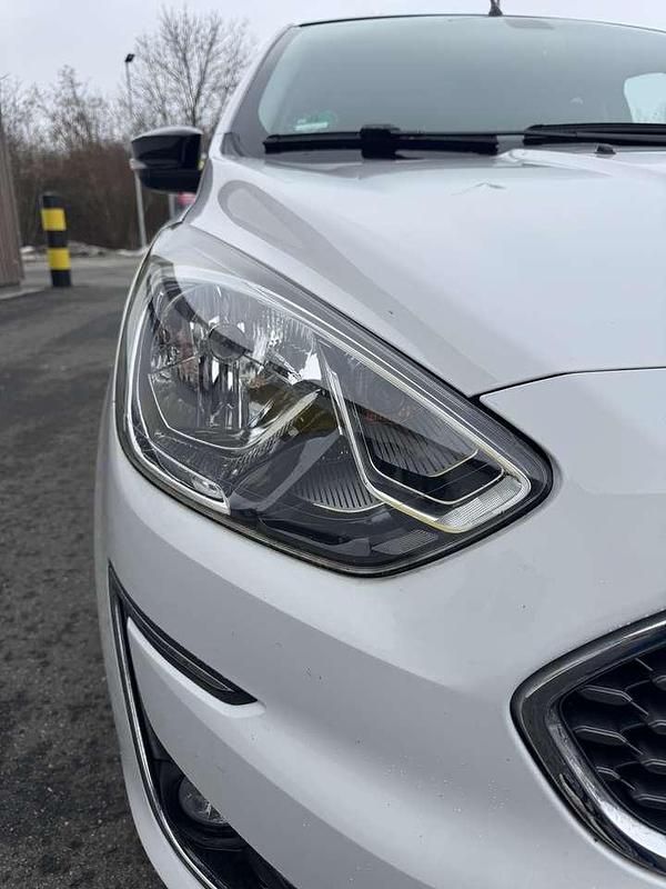 Gebraucht Ford Ka Cool & Connect 86 PS (63 kW) 2019 Weiß Limousine